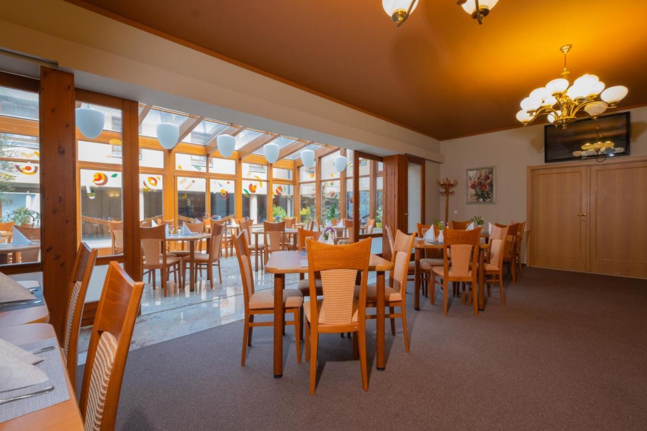 Hotel Mohelnice Eksteriør bilde